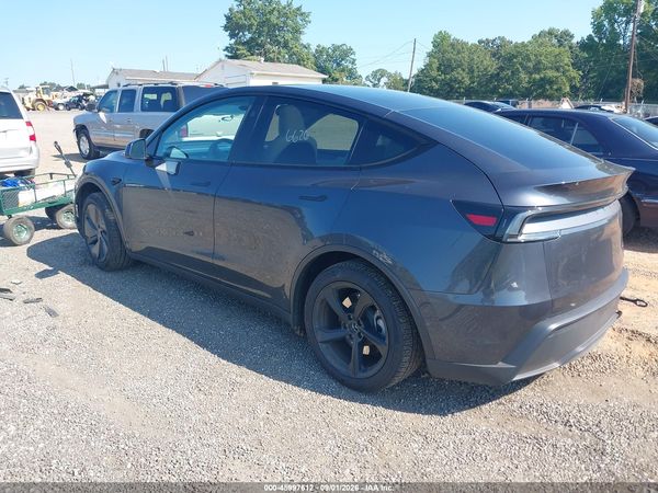 2026 TESLA MODEL Y — I3