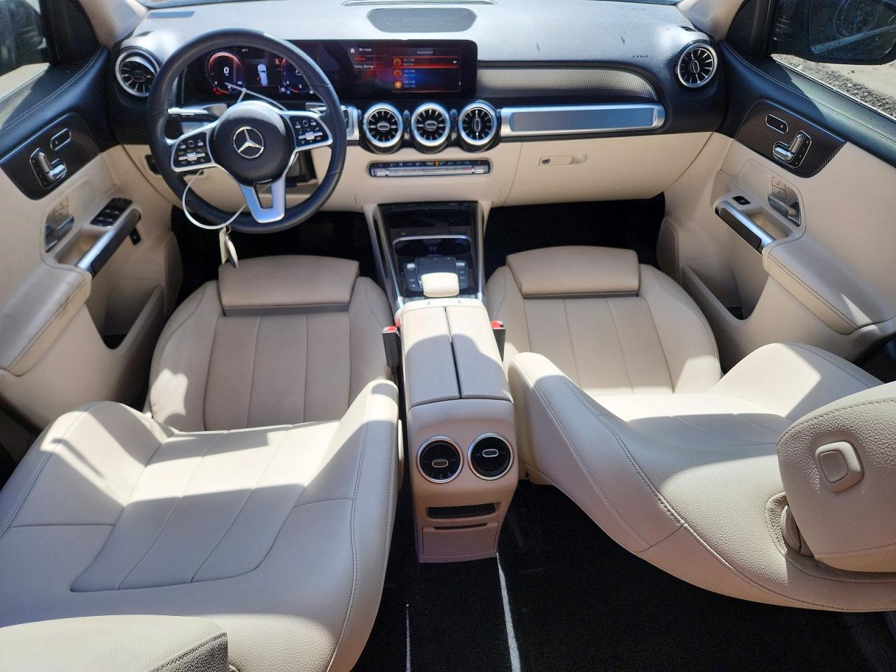 2022 MERCEDES-BENZ GLB GLB250