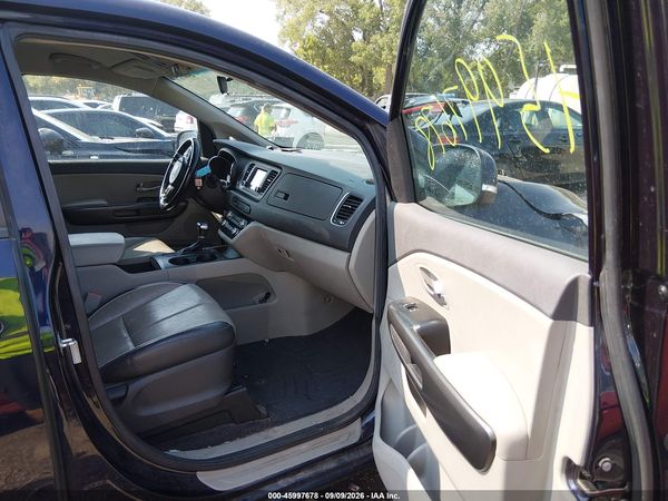 2018 KIA SEDONA LX — I5
