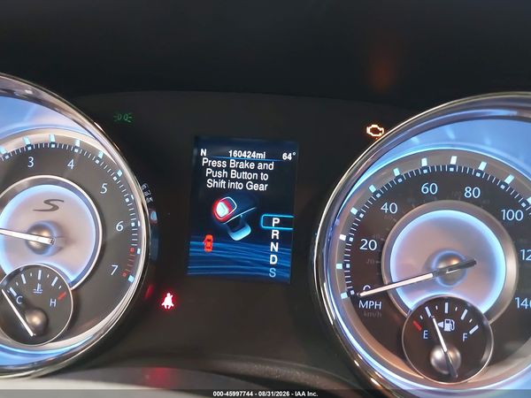 2013 CHRYSLER 300 300S — I7
