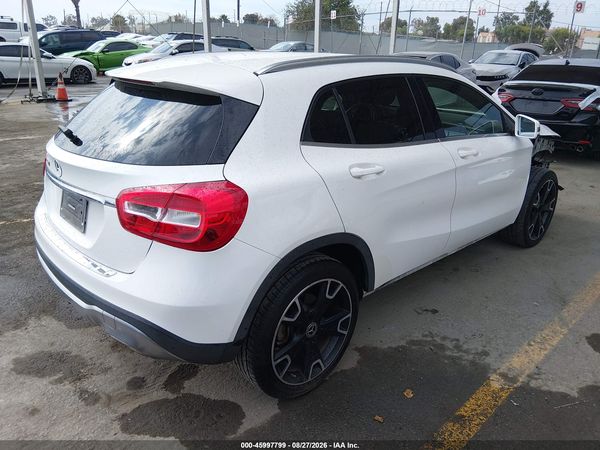 2020 MERCEDES-BENZ GLA 250 GLA250 — I4