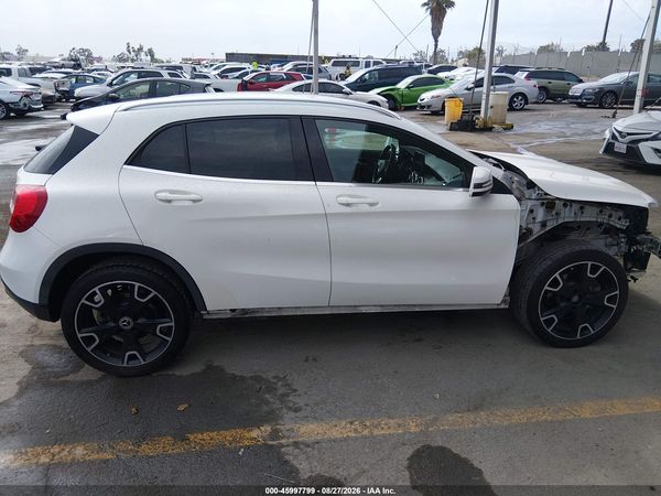 2020 MERCEDES-BENZ GLA 250 GLA250 — I116