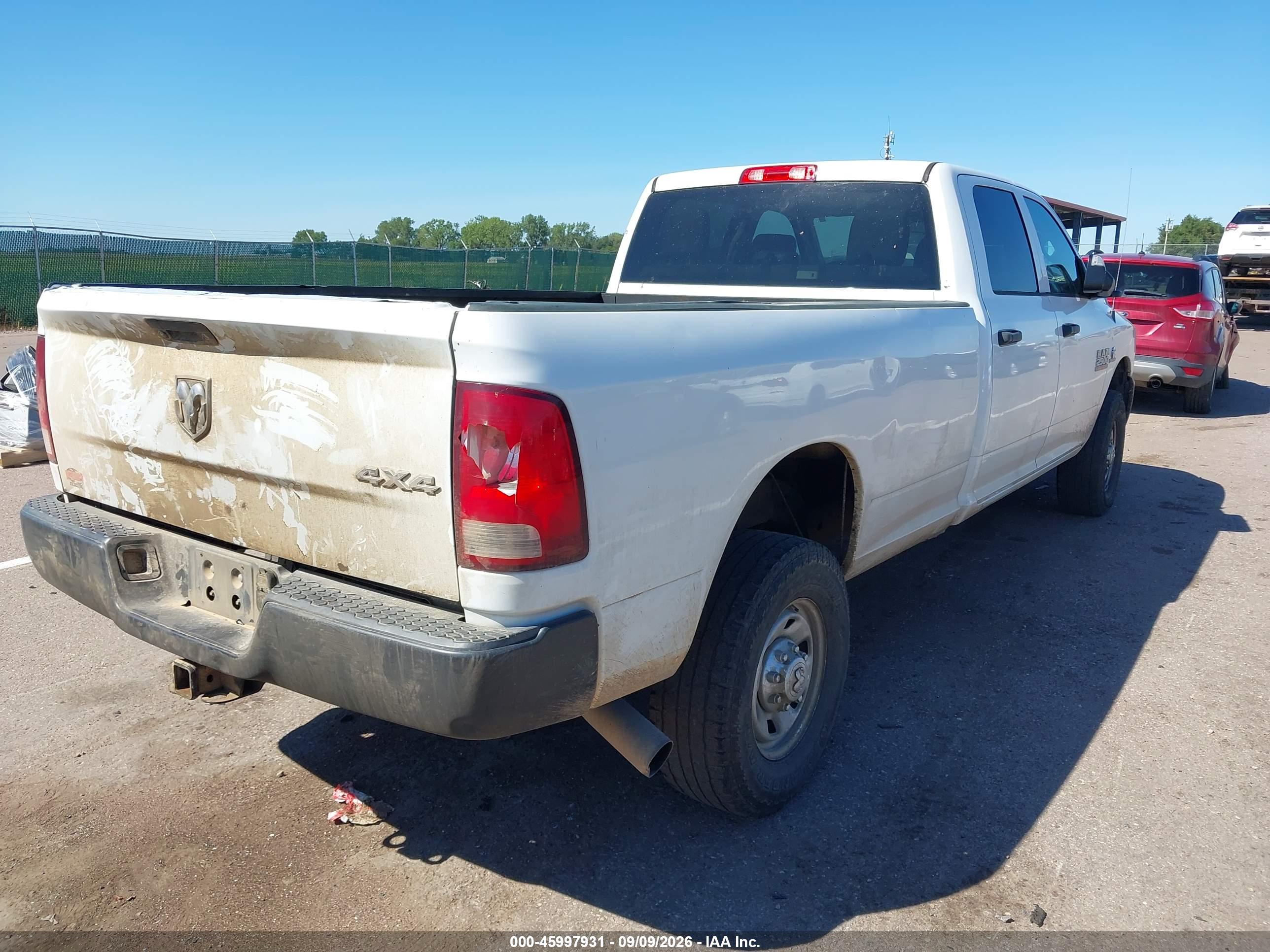 2018 RAM 2500 TRADESMAN  4X4 8' BOX