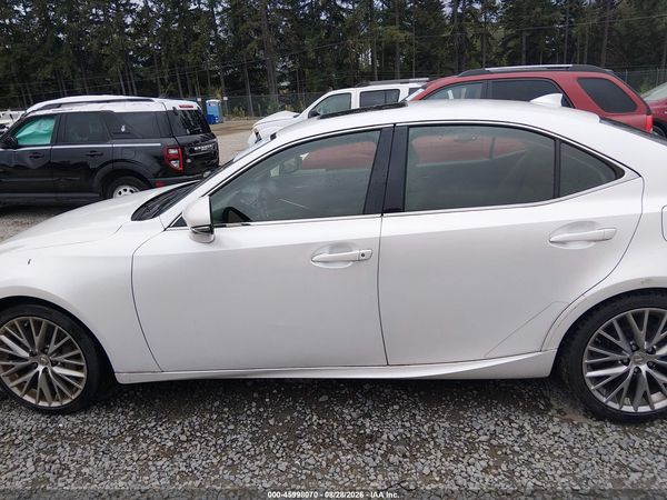 2016 LEXUS IS 300