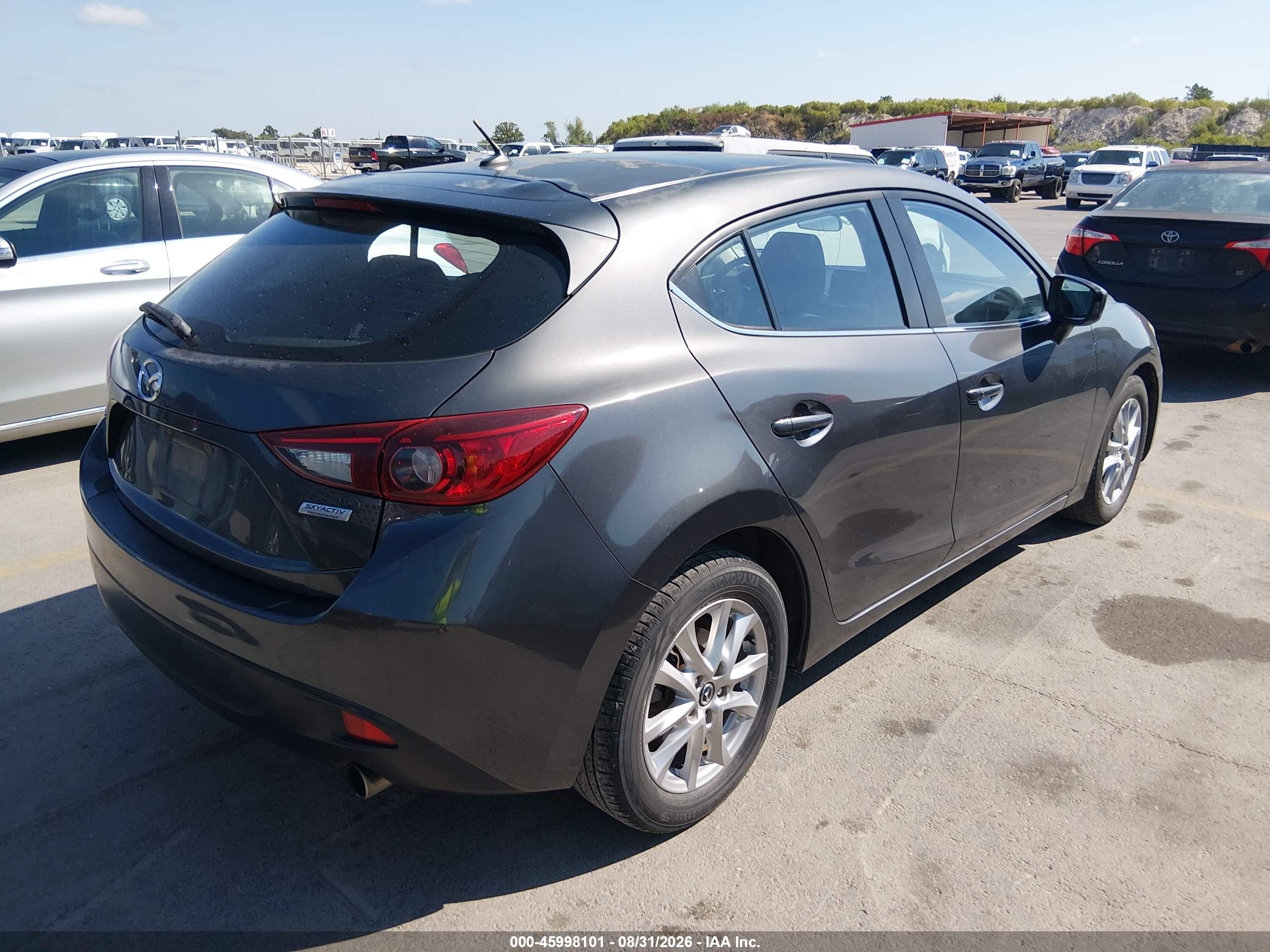2016 MAZDA MAZDA3 I TOURING