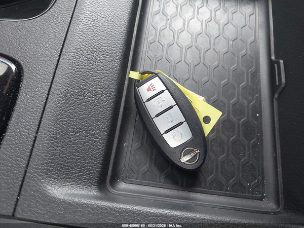 2025 NISSAN FRONTIER PRO-4X 4X4 — I11