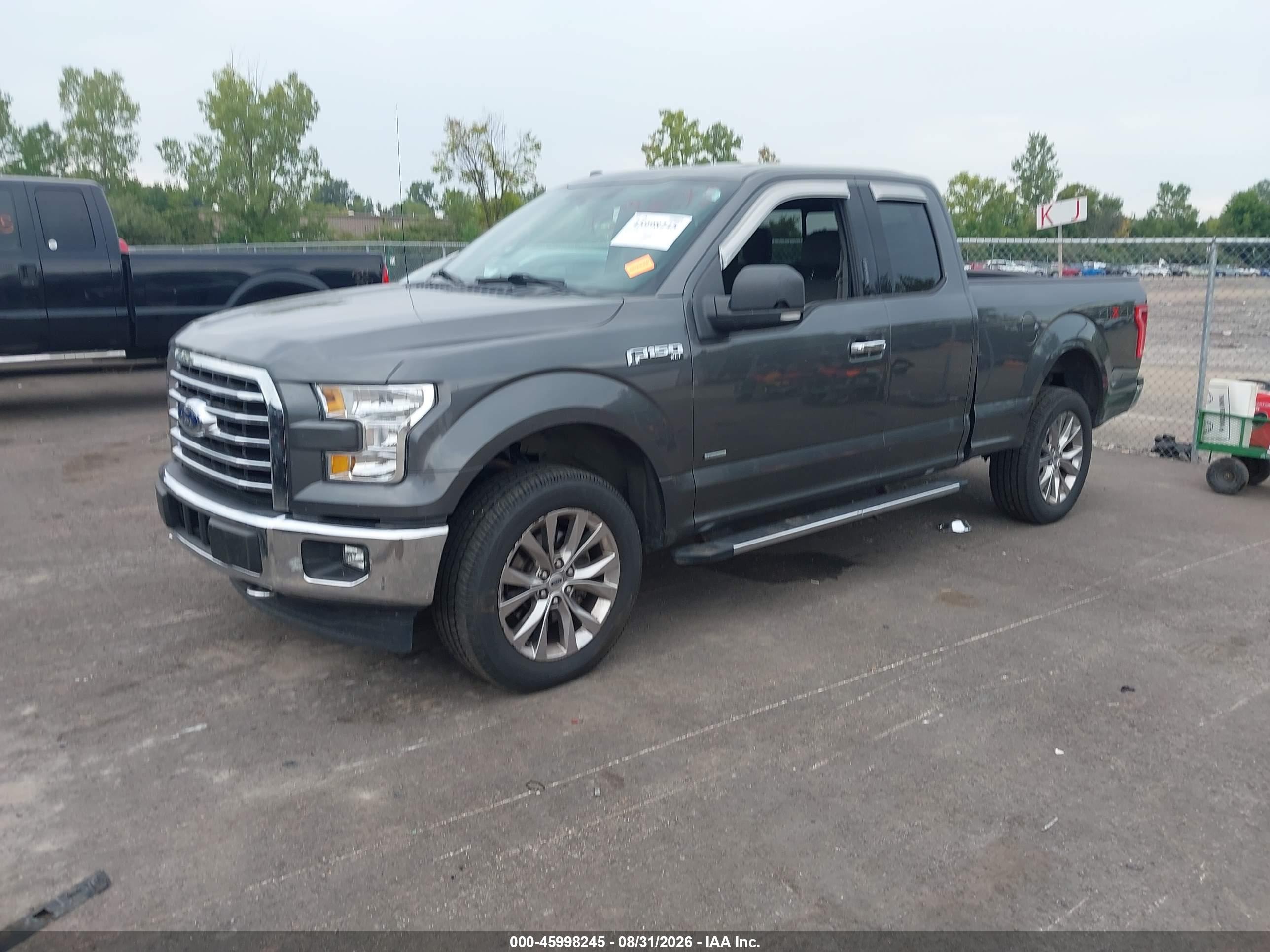 2017 FORD F-150 XLT — I2