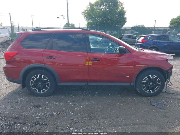 2019 NISSAN PATHFINDER SV