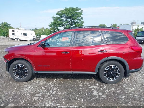 2019 NISSAN PATHFINDER SV