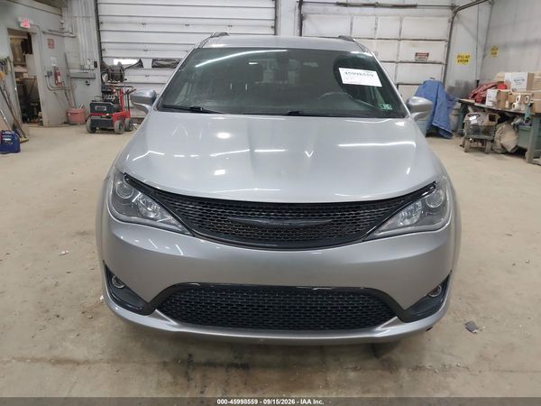 2020 CHRYSLER PACIFICA TOURING L — I115