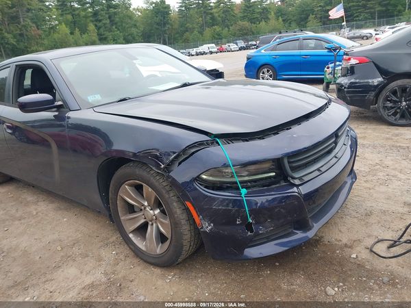 2015 DODGE CHARGER SE — I152