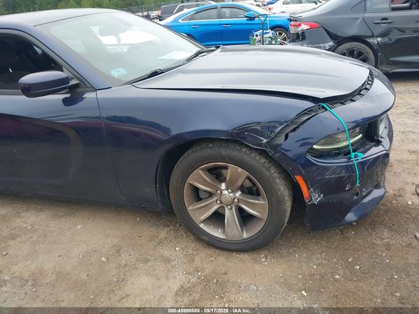 2015 DODGE CHARGER SE — I153