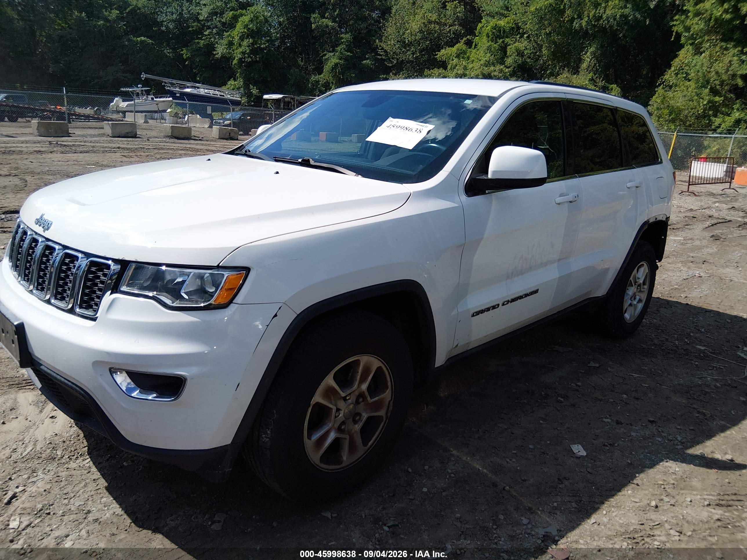 2017 JEEP GRAND CHEROKEE LAREDO 4X4 — I2