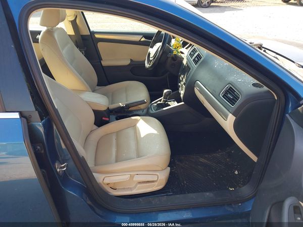 2017 VOLKSWAGEN JETTA 1.4T SE — I5