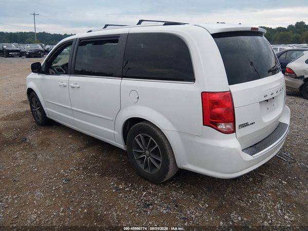 2017 DODGE GRAND CARAVAN SXT — I3