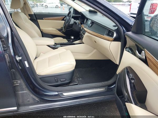 2017 KIA CADENZA PREMIUM — I5