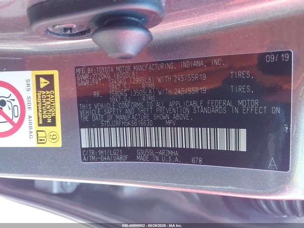 2019 TOYOTA HIGHLANDER SE