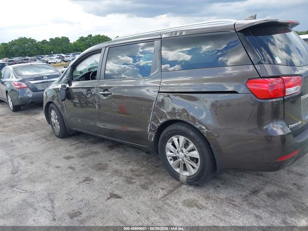 2018 KIA SEDONA LX — I153