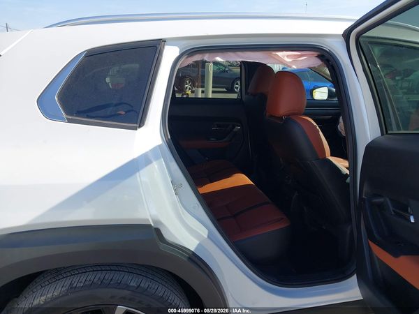 2025 MAZDA CX-50 — I8