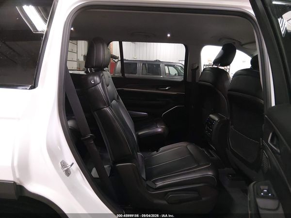 2023 JEEP GRAND CHEROKEE L LIMITED 4X4 — I8