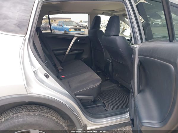 2018 TOYOTA RAV4 XLE — I8