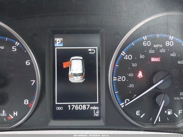 2018 TOYOTA RAV4 XLE — I118