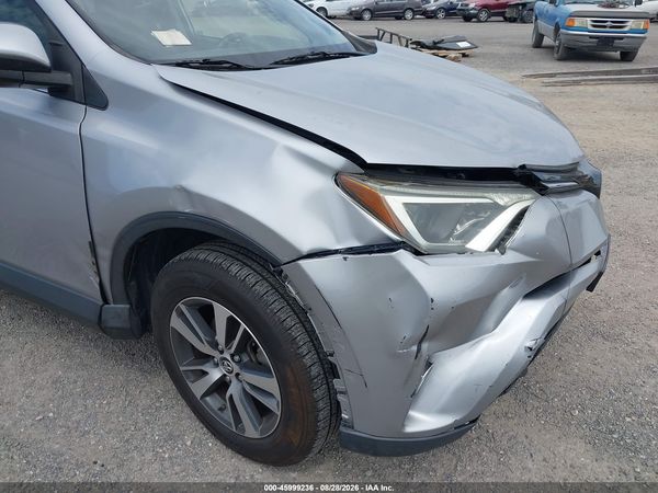 2018 TOYOTA RAV4 XLE — I152