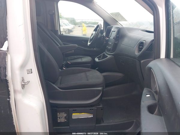 2020 MERCEDES-BENZ METRIS