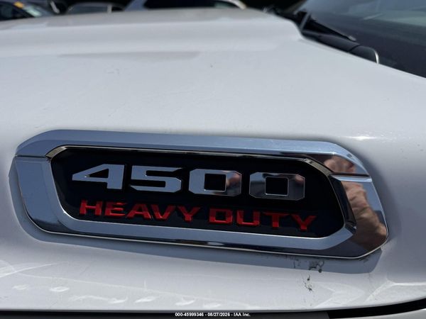2022 RAM 4500 CHASSIS TRADESMAN/SLT
