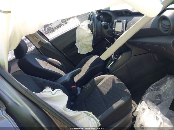 2021 NISSAN KICKS S XTRONIC CVT — I5