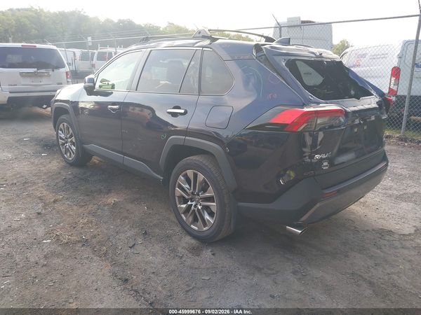 2020 TOYOTA RAV4 LIMITED — I3