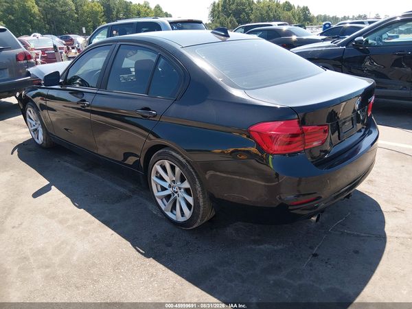 2018 BMW 320I — I3