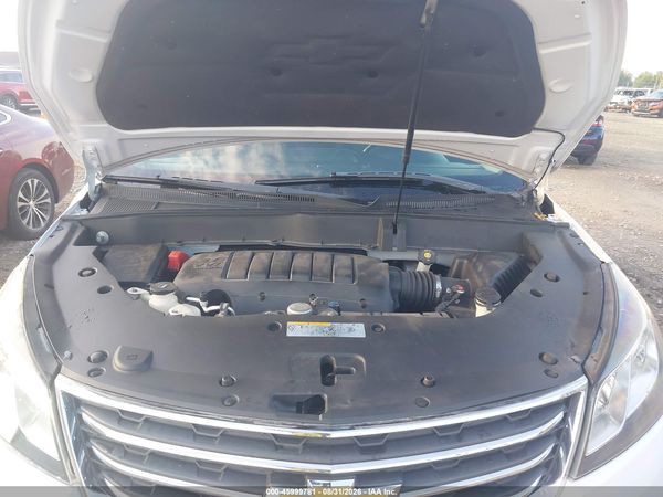 2016 CHEVROLET TRAVERSE 1LT — I10