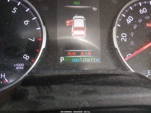 2019 TOYOTA RAV4 XLE — I118
