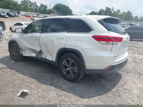2019 TOYOTA HIGHLANDER LE — I3