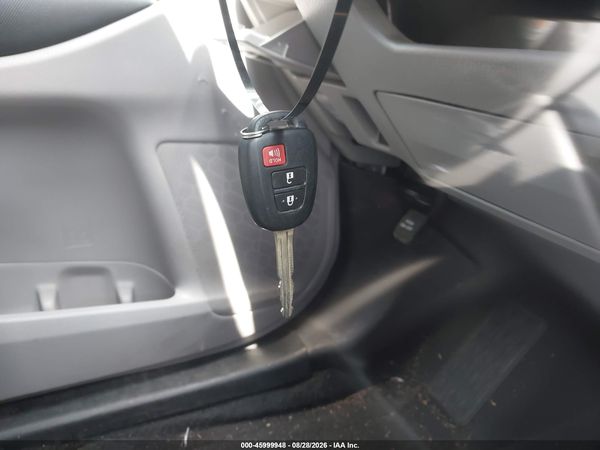 2019 TOYOTA HIGHLANDER LE — I11