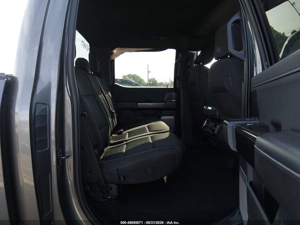 2021 FORD F-150 XLT — I8