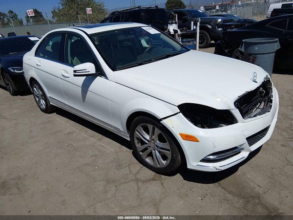 2014 MERCEDES-BENZ C 250 LUXURY