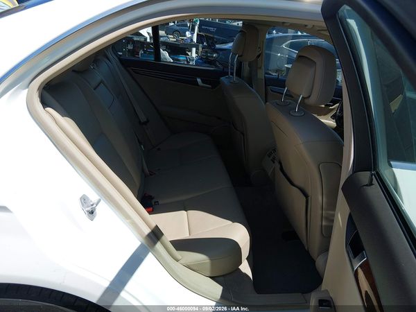 2014 MERCEDES-BENZ C 250 LUXURY