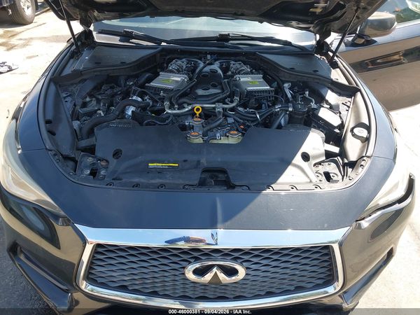 2017 INFINITI Q60 3.0T RED SPORT 400 — I10