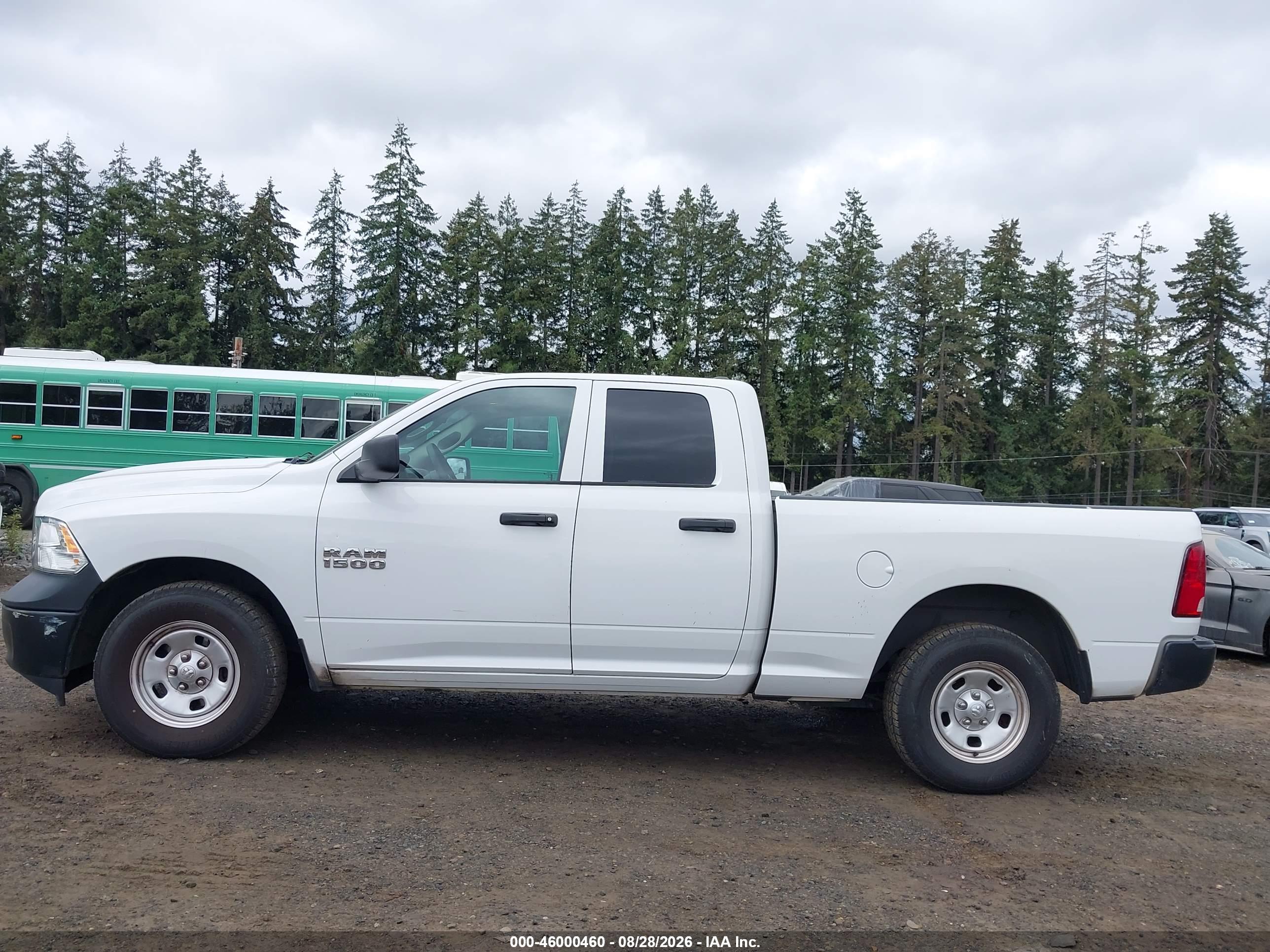 2017 RAM 1500 TRADESMAN  4X2 6'4 BOX