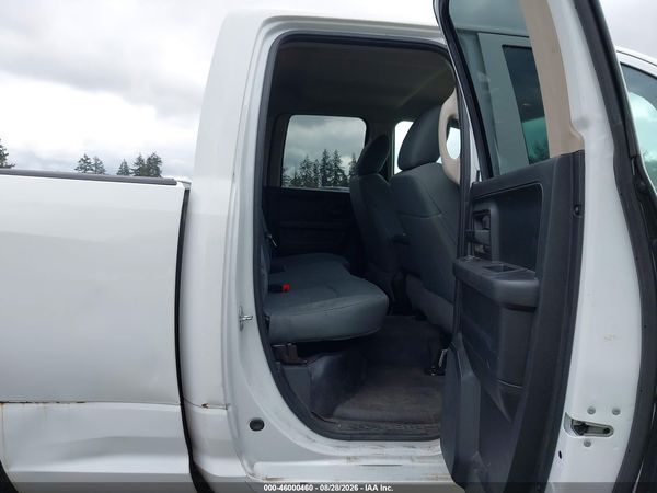 2017 RAM 1500 TRADESMAN  4X2 6'4 BOX