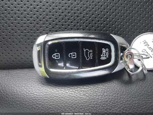2020 HYUNDAI SANTA FE LIMITED 2.0T — I11
