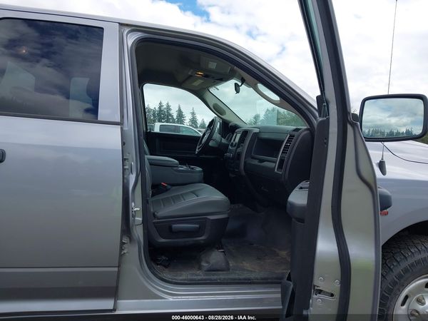 2019 RAM 1500 CLASSIC TRADESMAN  4X4 6'4 BOX