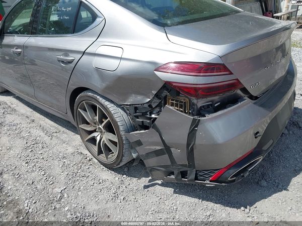 2025 GENESIS G70 2.5T AWD