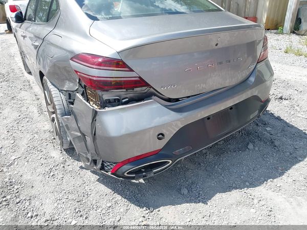 2025 GENESIS G70 2.5T AWD