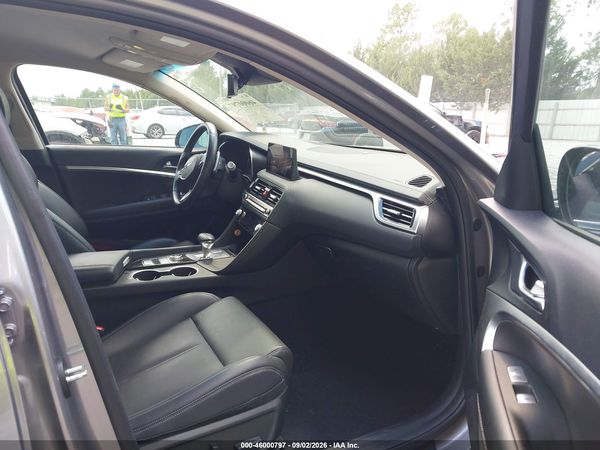 2025 GENESIS G70 2.5T AWD