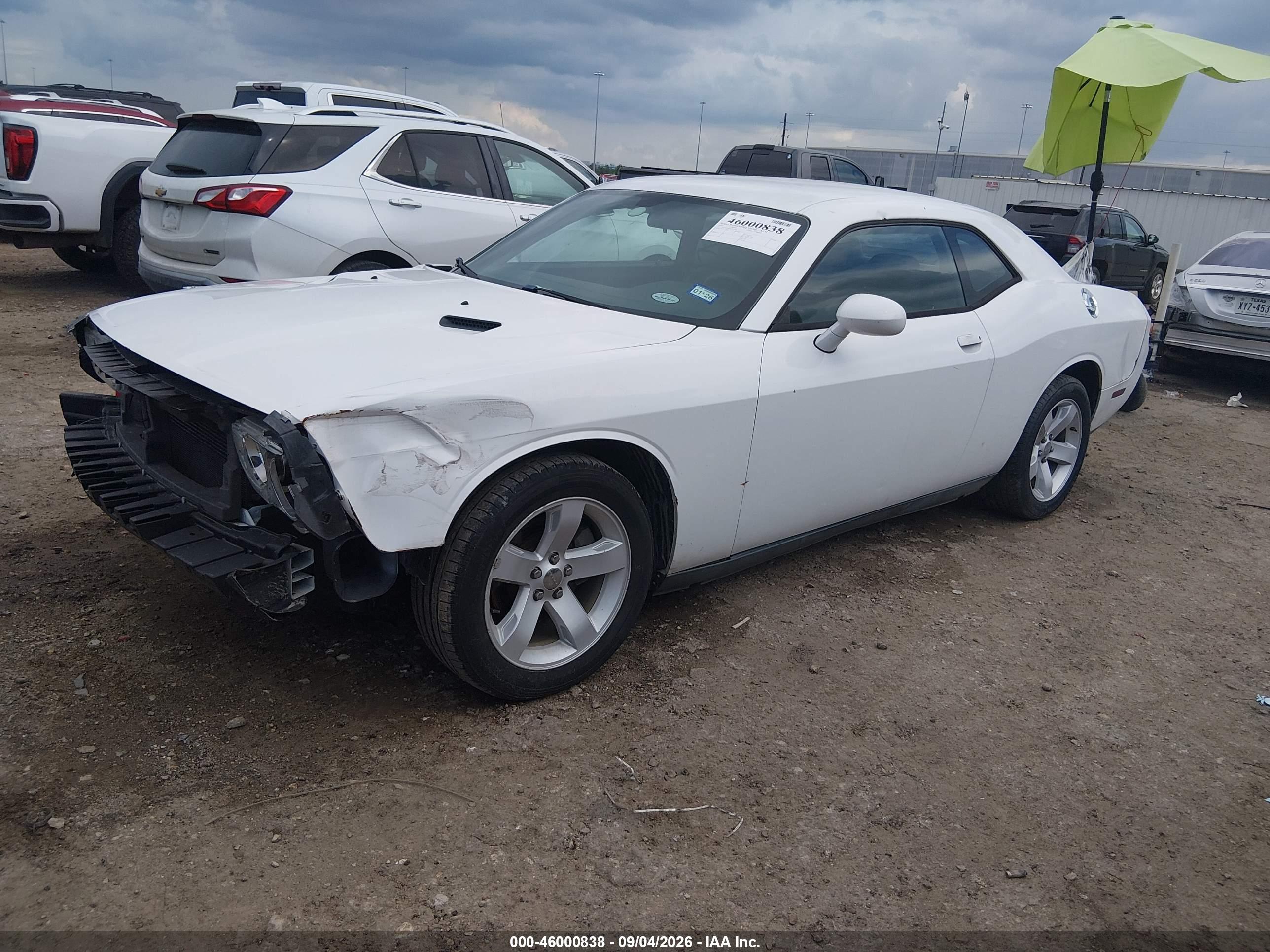 2012 DODGE CHALLENGER SXT — I2