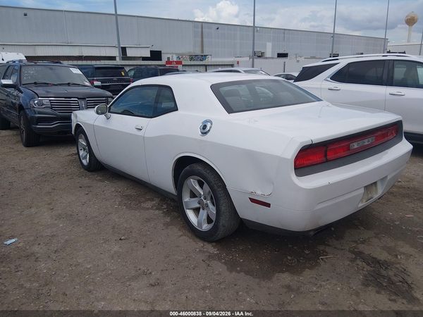 2012 DODGE CHALLENGER SXT — I3