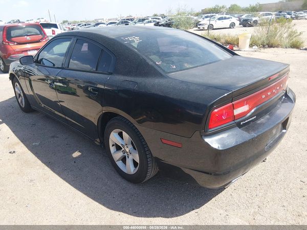 2013 DODGE CHARGER SE — I3